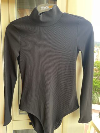 Body Zara Negro Cuello Alto Espalda Descubierta