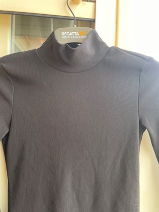 Body Zara Negro Cuello Alto Espalda Descubierta