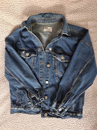 Chaqueta vaquera oversize Bershka XS
