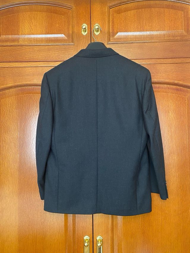 Americana Dustin Doble Botonadura Negra