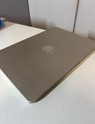 Portátil MacBook Apple Dorado 14’’ 10 CPU y 16GB