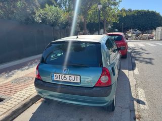 Renault Clio 2003