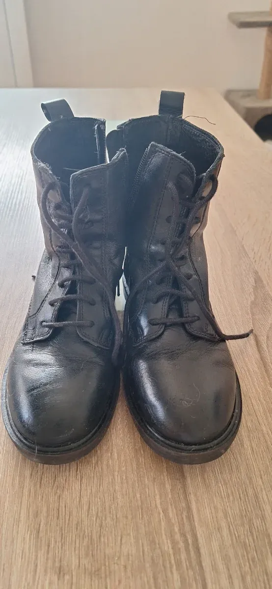 Botas Zara Piel Niña Talla 30