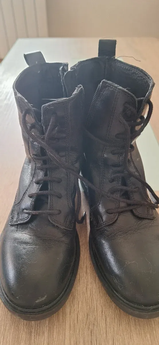 Botas Zara Piel Niña Talla 30