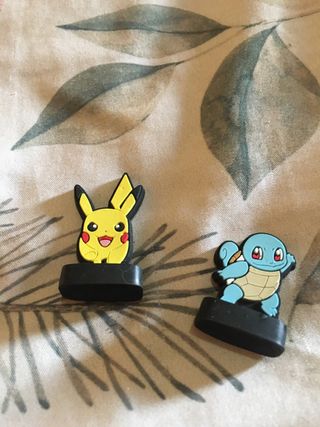 Pikachu y Squirtle figuras