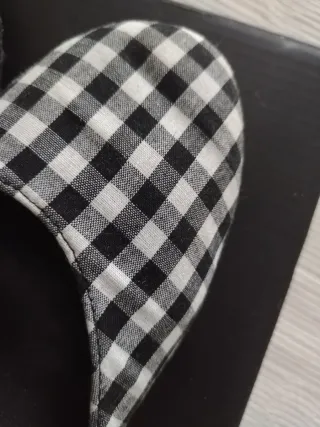 Zapatos de lona y esparto de cuadros