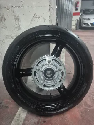 Rueda Trasera Suzuki GSXR 