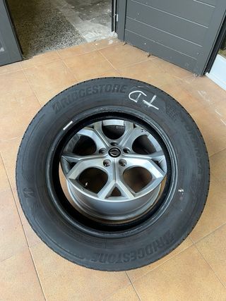 Llantas de nissan juke 2021 con neumaticos 