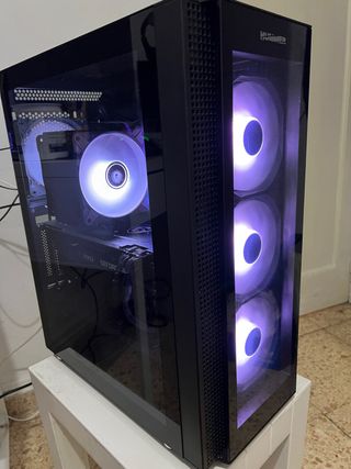 PC GAMING. RYZEN 7 5700X3D. RTX
3070. 32GB