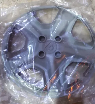 2 Tapacubos Dacia 16" Nuevos