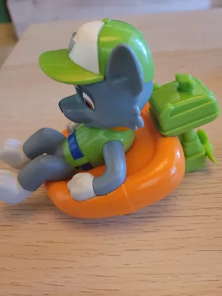 Muñeco Rocky Patrulla Canina nadador