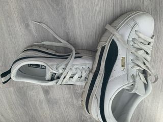 Zapatillas Puma Blancas y Negras