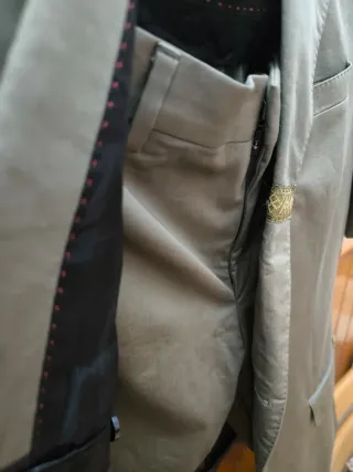 Traje Hugo Boss hombre corto verde
