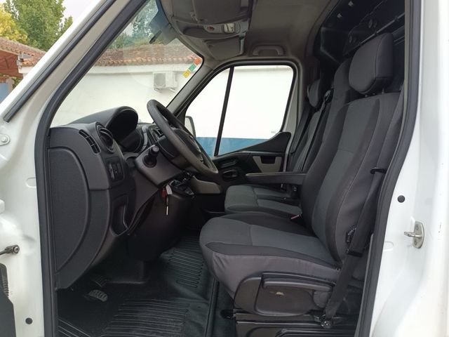 Nissan NV400 ** 1 Año Garantia **