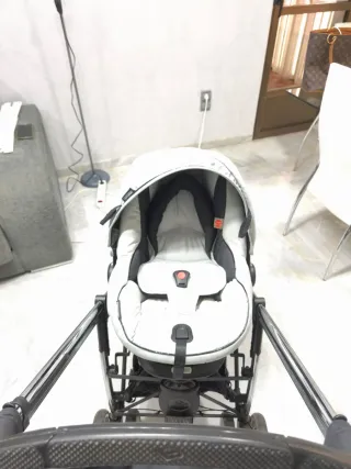 Carricoche de bebé 3 piezas .