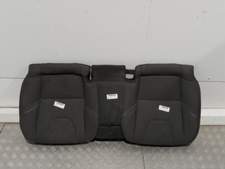 ASIENTOS TRASEROS VOLVO V40 CROSS COUNTRY D4204T1