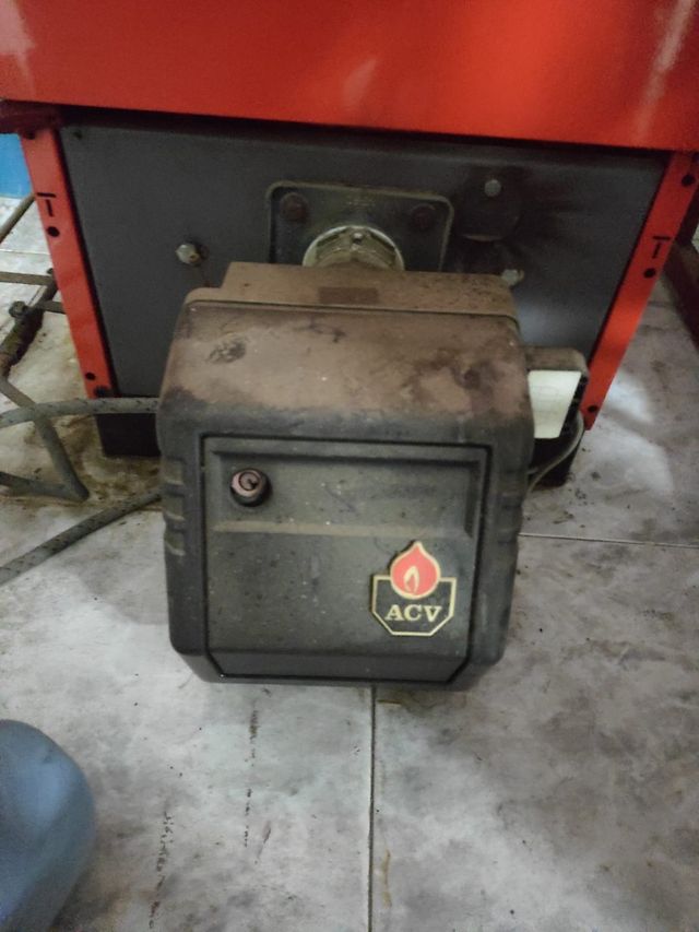 Caldera ACV 80L con acumulador de agua