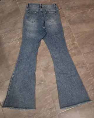 PANTALONES DE CAMPANA