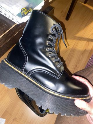 Botas Dr. Martens plataforma negras