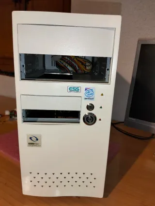 Caja AT con Fuente de Alimentación