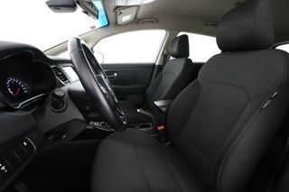 Kia Carens 1.6 GDI Drive