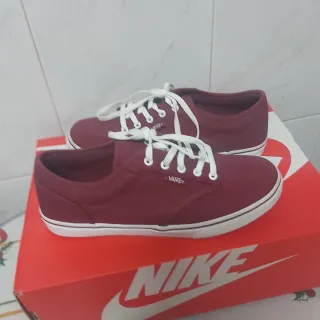 Zapatillas Vans T37 Rojas y Blancas