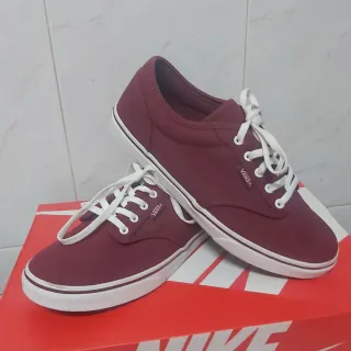 Zapatillas Vans T37 Rojas y Blancas