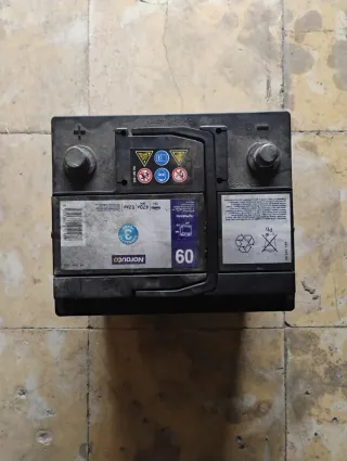 Batería Coche 470A 52Ah 12V
