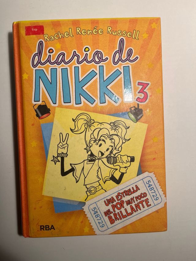 Diario de Nikki 3 - Una estrella del pop muy po...