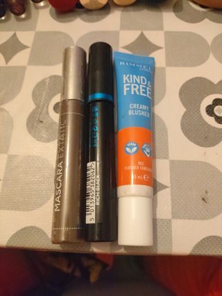 Lote cosméticos, L'Oréal, Maybelline 