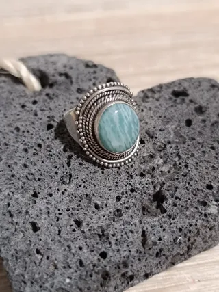 Anillo artesanal de plata y piedra amazonita 