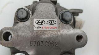 Kia 268662 571002e200 bomba de dirección sportage