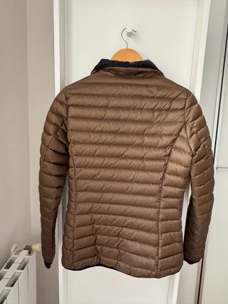 Chaqueta Napapijri plumífera marrón