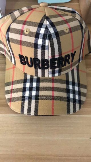 Gorra Burberry Beige Multicolor
