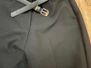 Pantalón Zara negro bajo vuelta