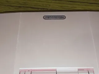 CONSOLA NINTENDO DS ROSA + CARGADOR
