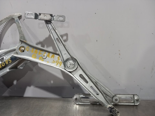 ELEVALUNAS DELANTERO DERECHO OPEL ZAFIRA A 905795