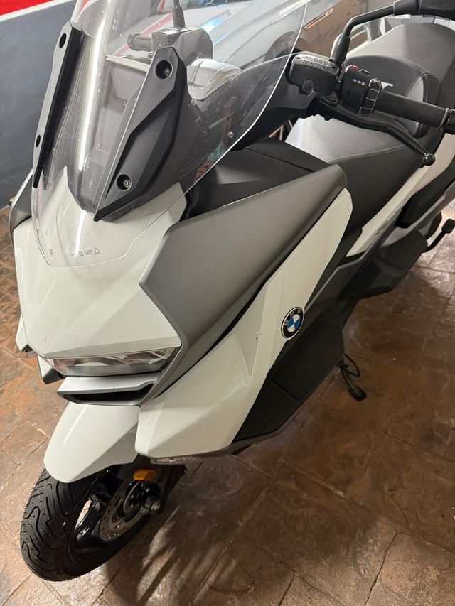 BMW C400GT