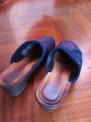 Pantofole Inblu Blu con Dettagli Oro