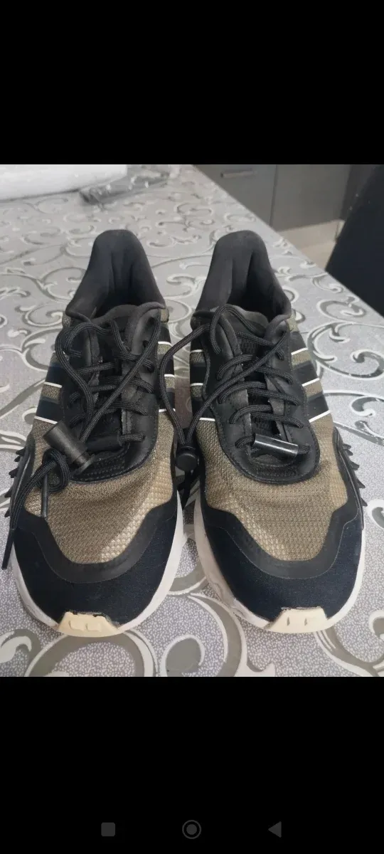 Scarpe Adidas Donna Nero/Oro Ottime Condizioni