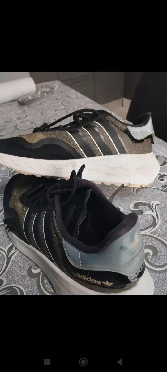 Scarpe Adidas Donna Nero/Oro Ottime Condizioni