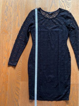 Abito in pizzo elasticizzato nero H&M