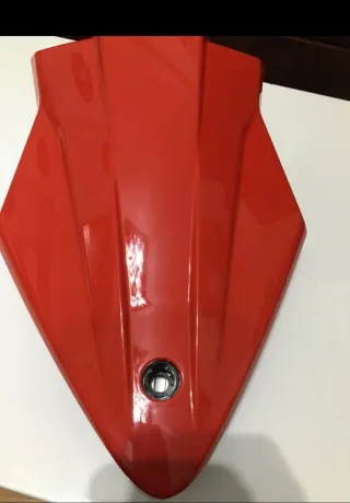 Cubierta Asiento Pasajero BMW S1000 RR