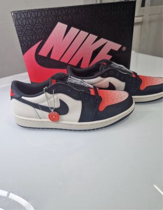 Jordan 1 Retro Low OG PSG Negro Rojo Blanco