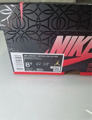 Jordan 1 Retro Low OG PSG Negro Rojo Blanco