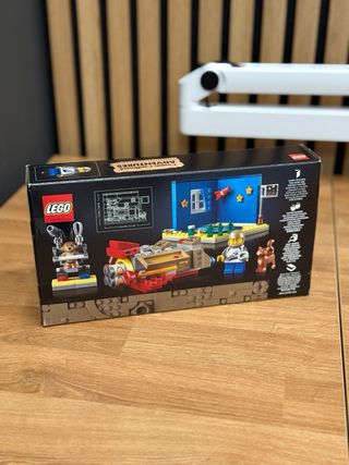 LEGO Ideas Cosmic Cardboard Adventures 40533