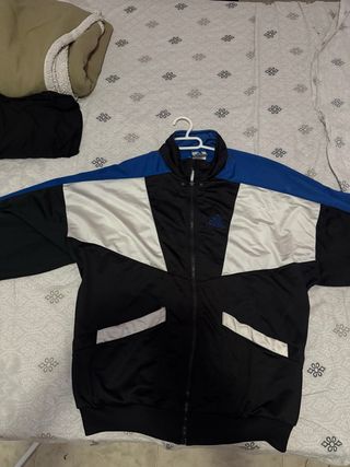 Chaqueta Adidas Negra y Azul