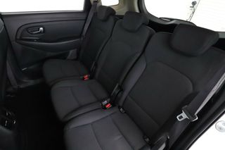 Kia Carens 1.7 CRDi Drive