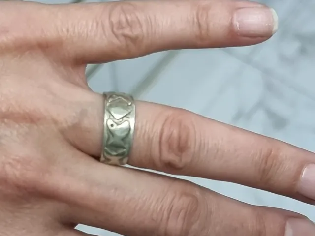 Anillo de plata con diseño