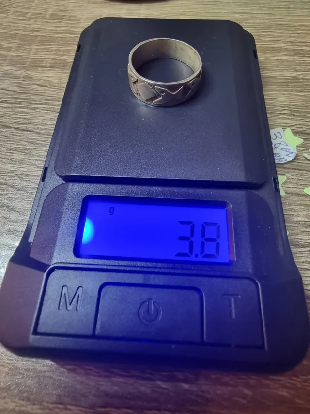 Anillo de plata con diseño